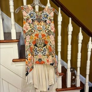 Floral Sleeveless Top with Cream Hem